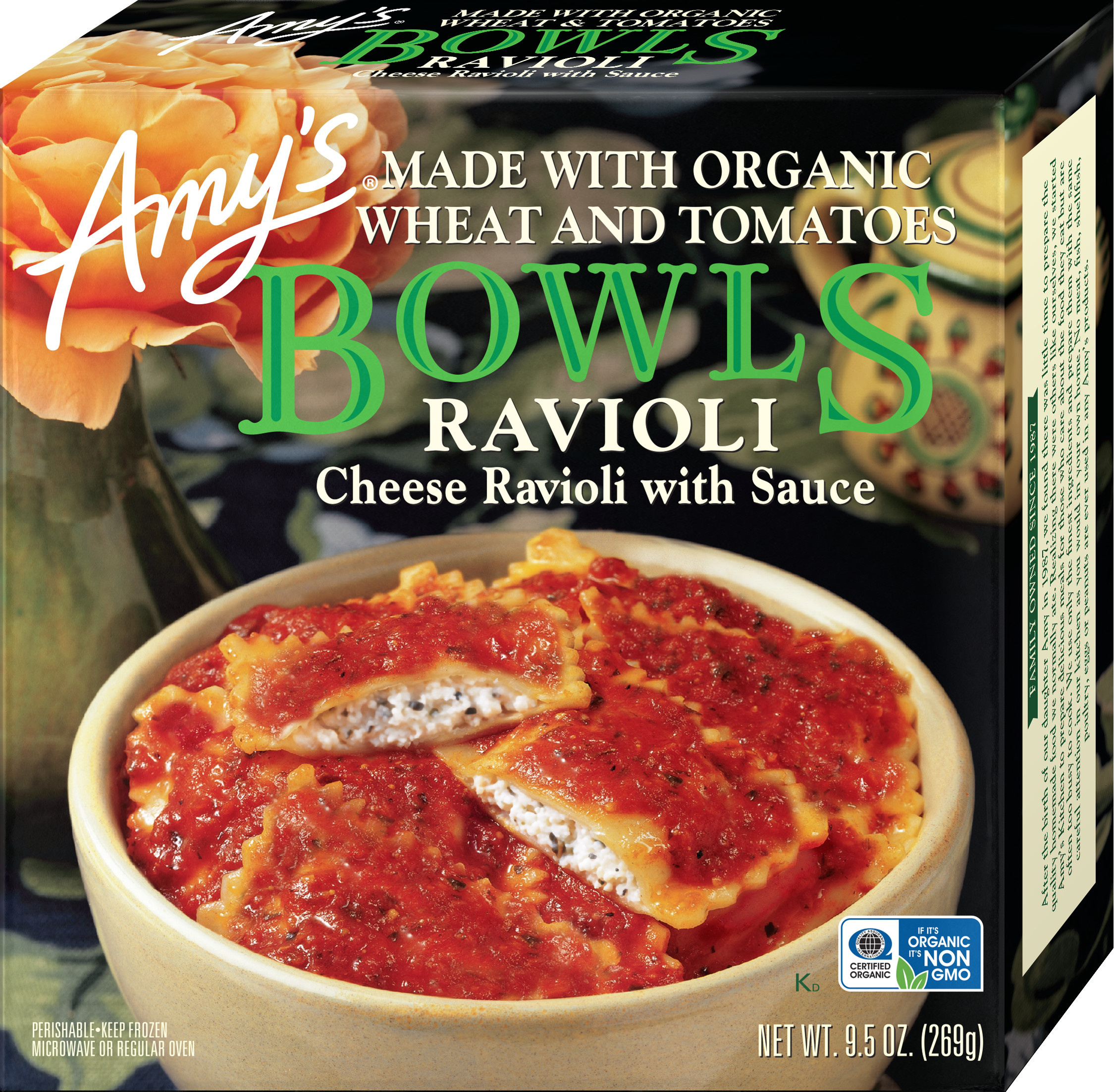 Cheese Ravioli With Sauce Made With Organic Wheat And Tomatoes Bowls